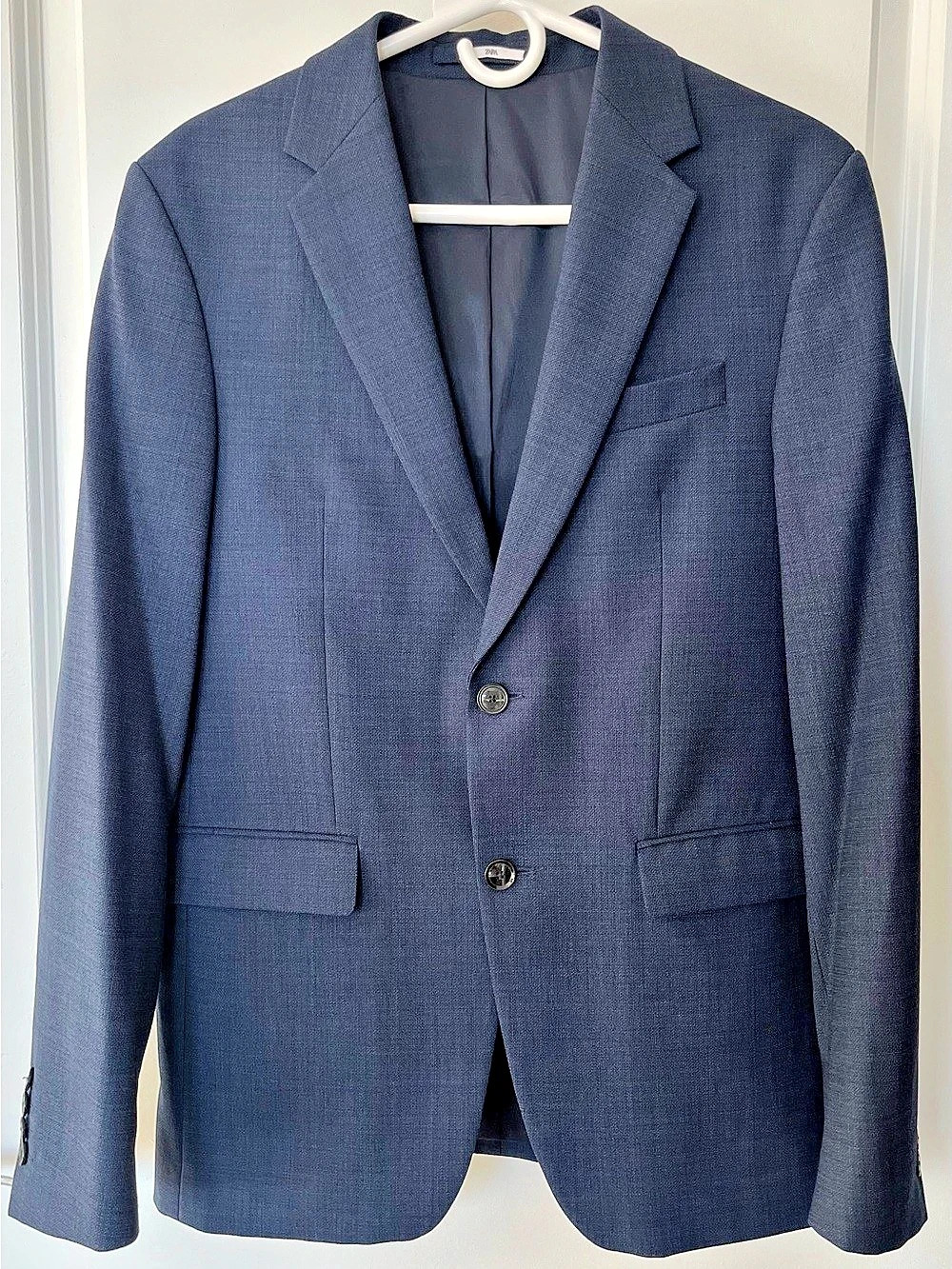 Zara Men's Blazer in Blue Size Large Like New